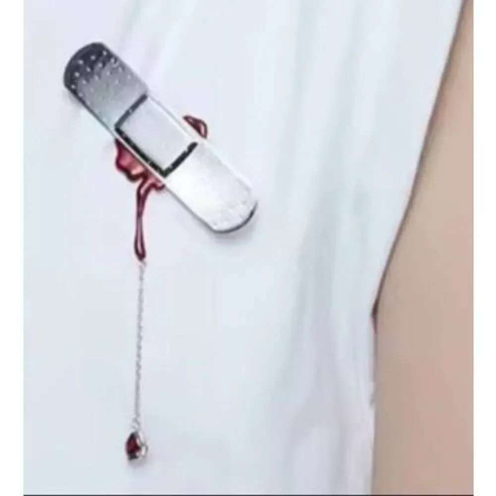 NWOT Band Aid Blood brooch pin - Picture 4 of 6